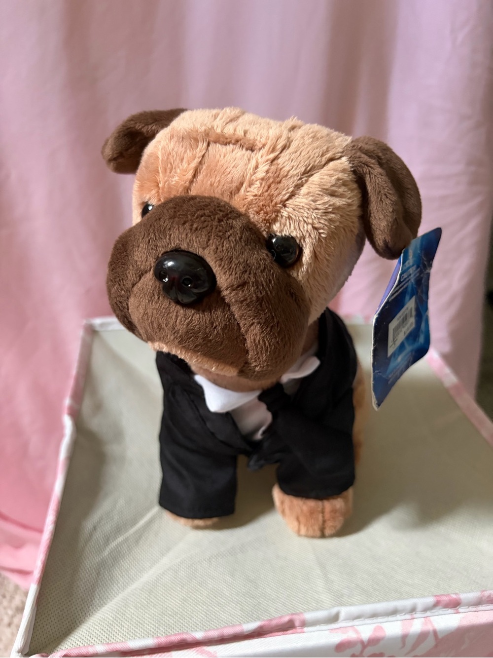 NWT Universal Studios Parks Frank the Pug Plush